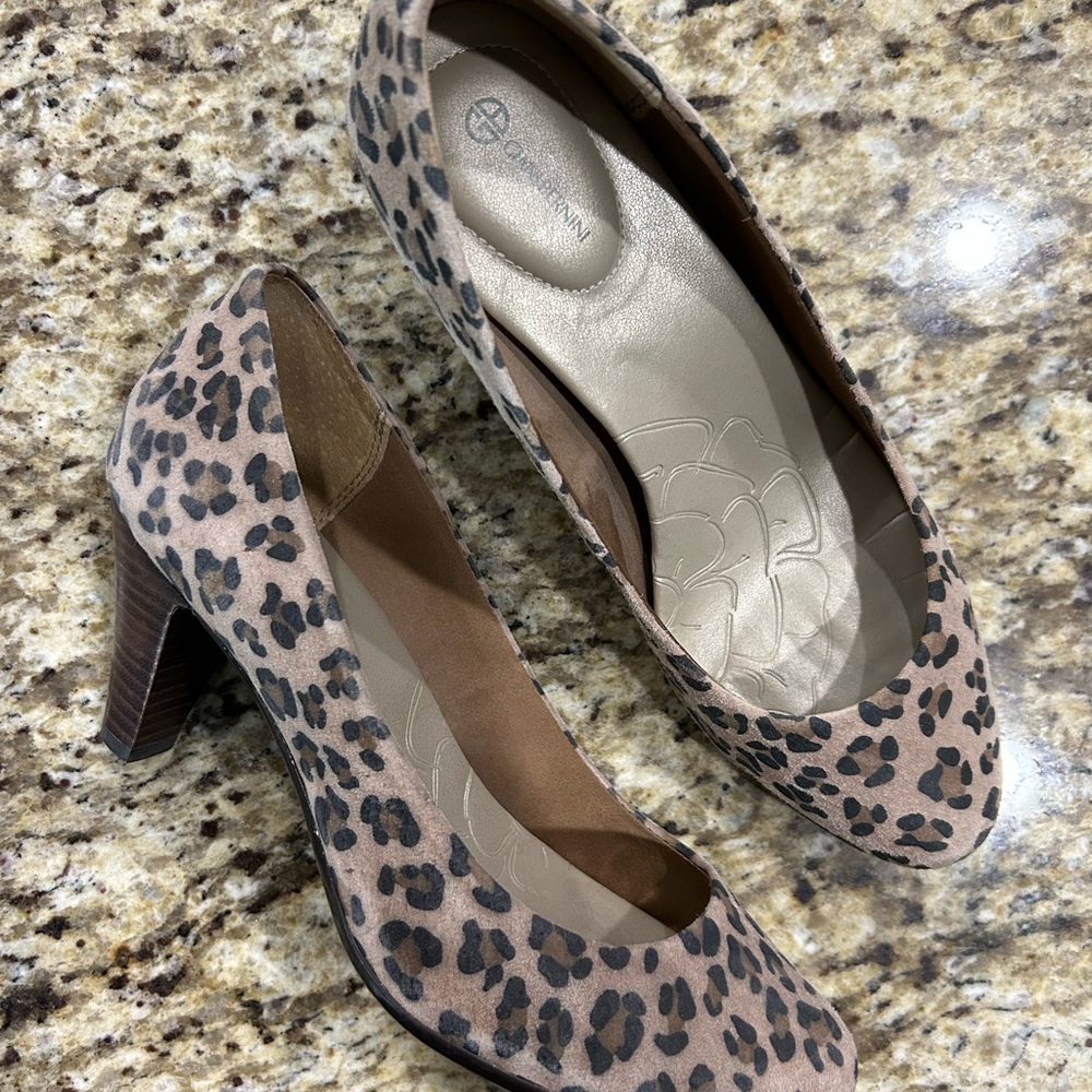 Giani Bernini Brown Leopard Print Heels